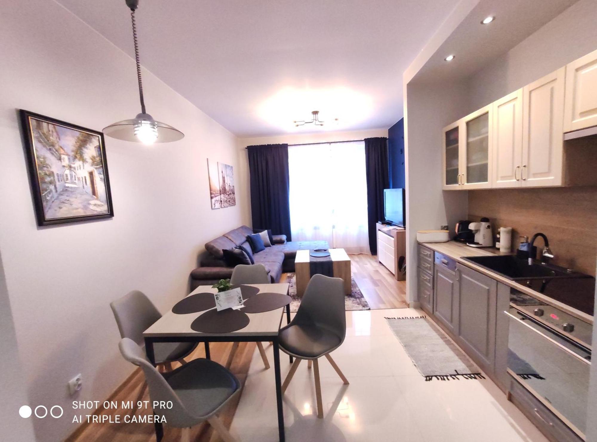 Apartamento Seventh House Cracovia Exterior foto